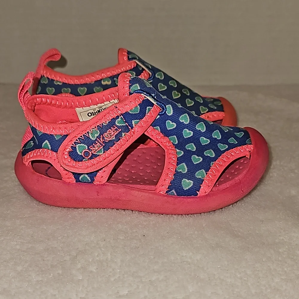 OshKosh | Toddler Pink Body Navy Teal Hearts Water Sandals Sz 5